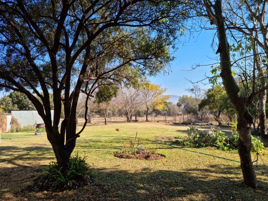 9 Bedroom Property for Sale in Hartbeespoort Rural North West